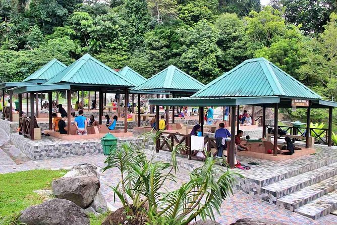 2d1n Kinabalu Park & Poring Canopy Walk & Desa Cow Farm Tour - Desa Dairy Farm brings a cool-country change