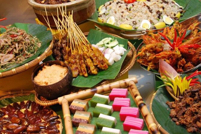 3-Hour Private Street Food Walking Tour in Kuala Lumpur - Central Market, snacks, spices, and a first taste of Kuala Lumpur