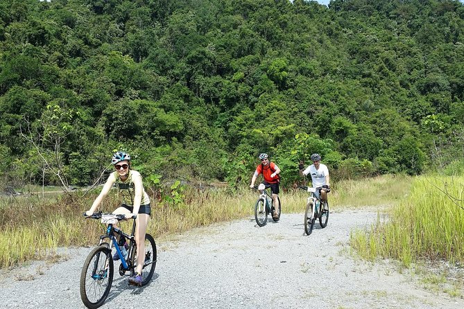 3-in-1 Ultimate Borneo Expedition Adventure - Limestone formations and a refreshing mountain swim
