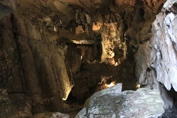 4 Days 3 Nights Mulu 4 Showcaves with Pinnacles - Day 3: The steep route to the Pinnacles