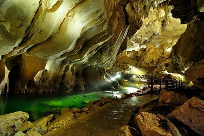 4 Days 3 Nights Mulu 4 Showcaves with Pinnacles - Packing for wet trails and sharp limestone