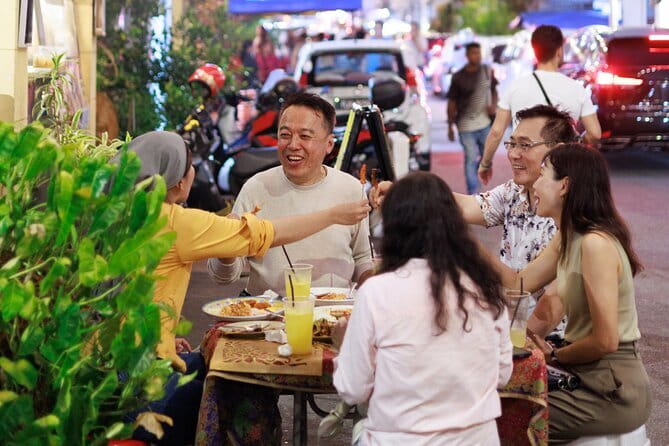 Back of the Bike Street Food Experience – Real Penang! - Five courses, five local stops