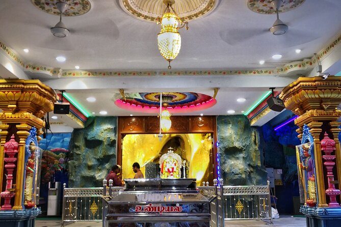 Batu Caves and Sari Experience with Batik Workshop - Why this half-day combination works