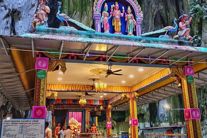 Batu Caves and Sari Experience with Batik Workshop - Is $54.85 good value?