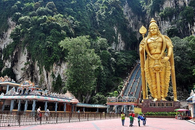 Batu Caves & Kuala Lumpur Full-Day City Tour - Merdeka Square and the Moorish old city