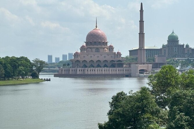 Batu Caves & Putrajaya City Tour - Who will get the most from this tour?