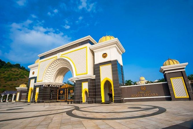 Best of Kuala Lumpur City Tour Including National Museum and National Monument - Why this half-day tour can work well