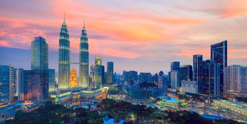 Best of Kuala Lumpur Tour with Twin Tower Entry - Royal Kuala Lumpur at Istana Negara