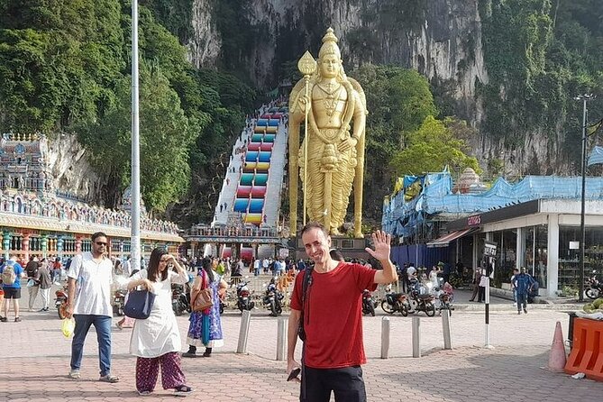 Blue Mosque And Batu Caves Private Tour from Kuala Lumpur - What $27 per person really buys