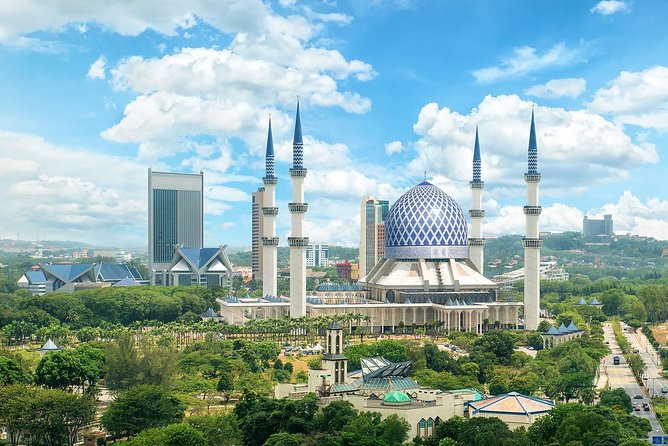 Blue Mosque And Batu Caves Tour - Why This Half-Day Tour Works
