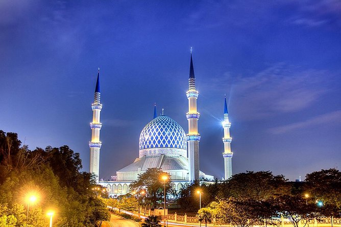 Blue Mosque And Batu Caves Tour - Pickup, Timing, and the Private Vehicle