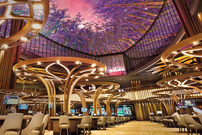 Breezy Genting Highland Day Tour from Kuala Lumpur - Arriving at Resorts World Genting