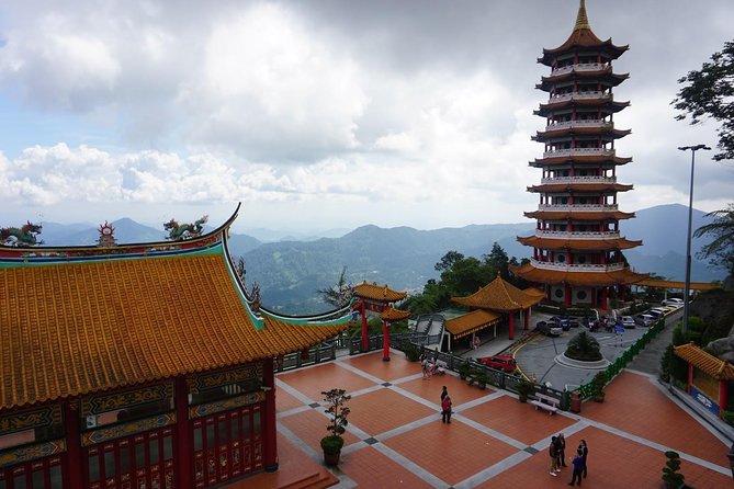 Breezy Genting Highland Day Tour from Kuala Lumpur - What the $75 price really covers