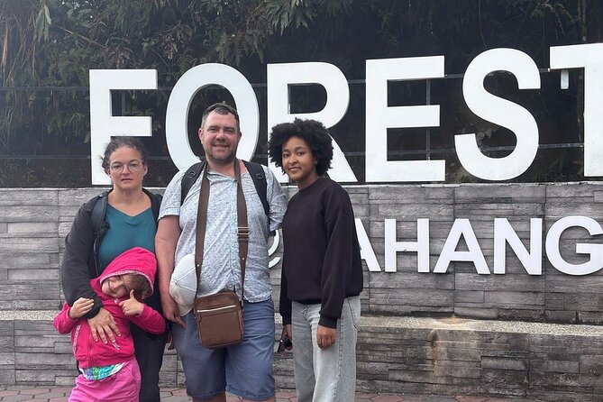 Cameron Highlands Full-Day Tour from Ipoh with Lunch - Kea Farm Market, produce and local clutter