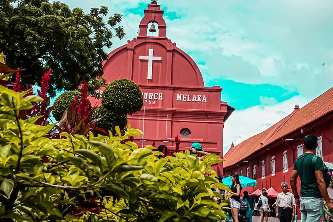 °Chauffeur: Kuala Lumpur to Singapore Transfer [Van] - Melaka adds culture instead of just highway miles