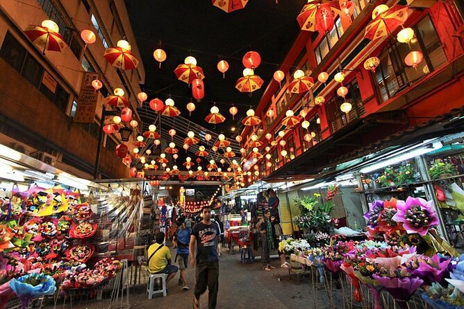 Culinary Journey Through Chinatown with All Type of Delicacies - Teh tarik and roti canai at an Indian Muslim restaurant