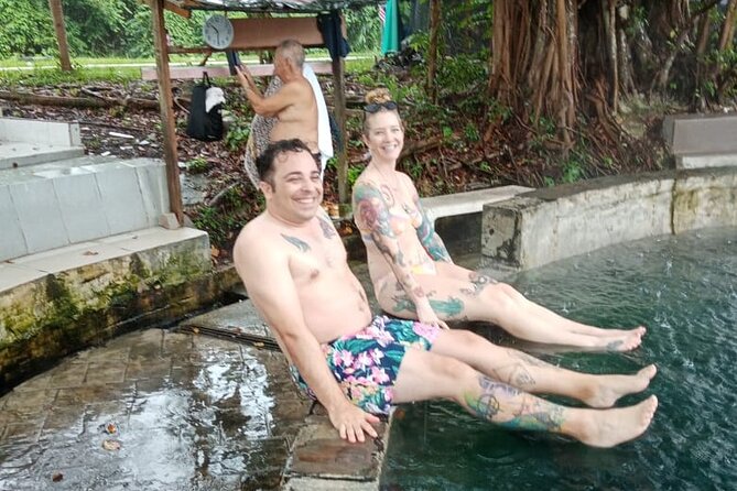 Cultural and Nature Escape: Batu Caves, Waterfalls & Hot Springs - Royal Selangor: 30 minutes with Malaysian pewter