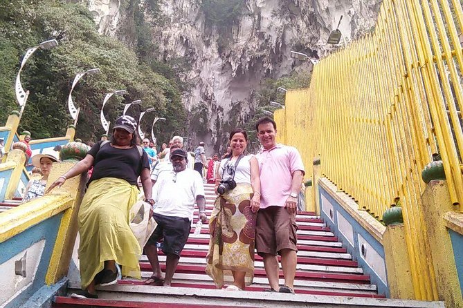 Day Tour Kuala Lumpur City, Batu Caves, Little India, Chinatown - Jamek Mosque at Kuala Lumpur’s river meeting point