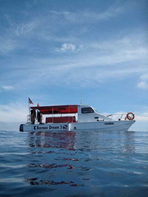 Enjoy 3 Fun Dives in Kota Kinabalu | Certified Divers - Leaving Kota Kinabalu for five nearby islands