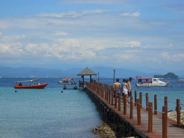 Enjoy 3 Fun Dives in Kota Kinabalu | Certified Divers - Island lunch and a useful break from the water