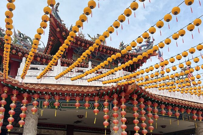 Exclusive Half Day Batu Caves and Private City Tour Kuala Lumpur - Petaling Street and Central Market