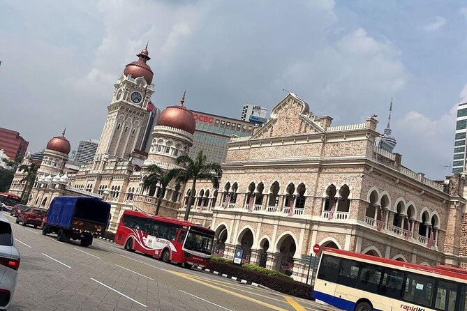 Exclusive Half Day Batu Caves and Private City Tour Kuala Lumpur - The Petronas Twin Towers photo stop
