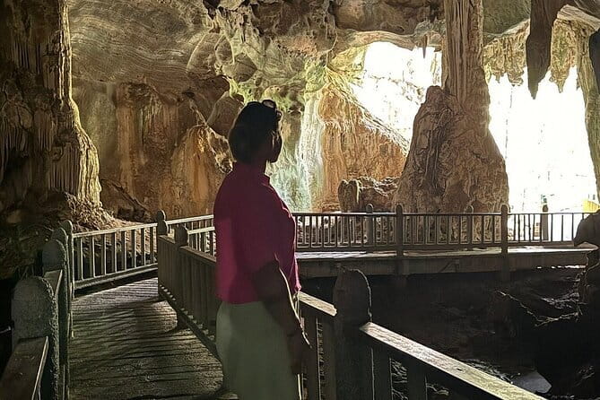 Exclusive Langkawi: Your Private Island Adventure Awaits - Batik Lagenda turns sightseeing into a craft lesson