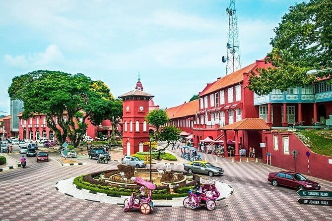 Exclusive Malacca Private Tour - Jonker Street brings shopping into the day