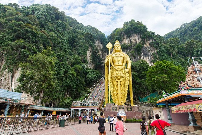 Explore Cameron Highlands: Full-Day Tour with Scenic Batu Caves - Ringlet, farms, and the working highlands