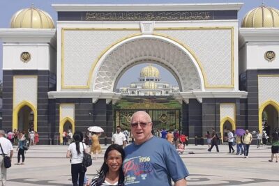 Explore Kuala Lumpur: Iconic City Landmarks & Batu Caves