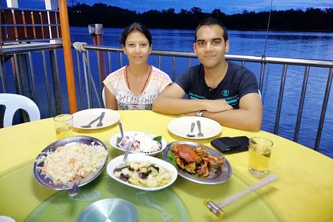 Firefly Tour Include Seafood Dinner with Free Boat Ride from Kuala Lumpur - Views and History at Bukit Melawati