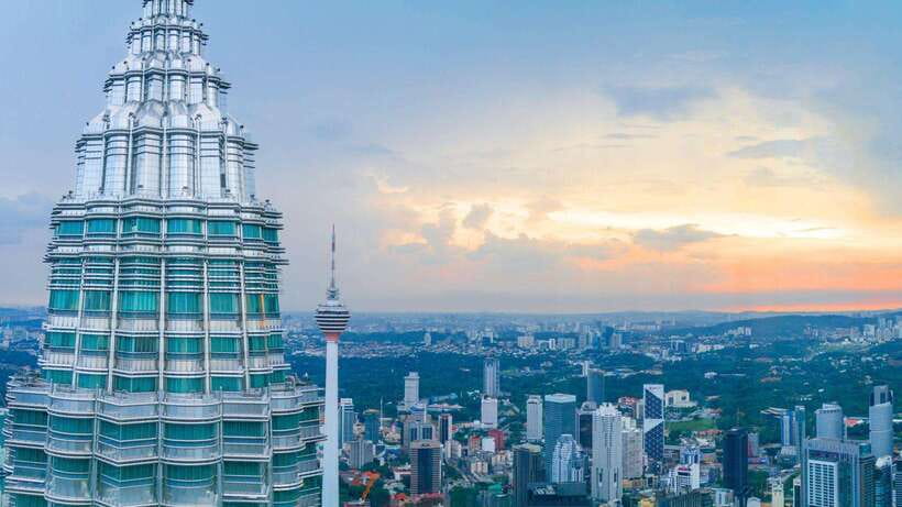 From KLIA or Port Klang: Kuala Lumpur Transit Tour - Jadi Batek and the short local shopping stops