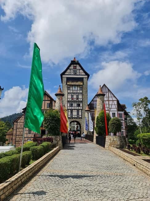 From Kuala Lumpur: Bukit Tinggi Private Day Trip - Food, cafes, shops, and free time