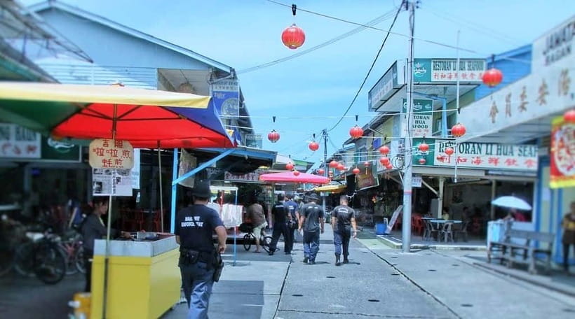 From Kuala Lumpur: Crab Island Tour with Seafood Lunch - Why Crab Island makes a worthwhile break from Kuala Lumpur