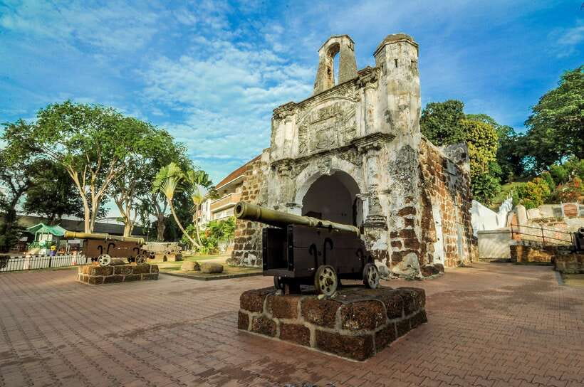 From Kuala Lumpur: Full-Day Historical Tour of Malacca - A Famosa, one of the city’s oldest European remains