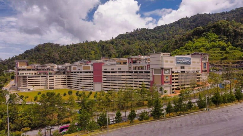 From Kuala Lumpur: Genting Highlands Day Tour & Gondola Ride - Six hours at Genting Highlands: make a plan before you arrive