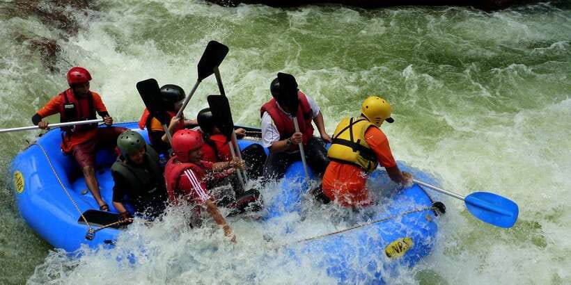 From Kuala Lumpur: Kampar River White Water Rafting - Seven kilometers and nine major rapids