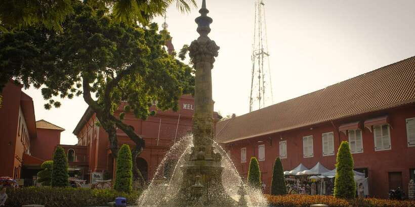 From Kuala Lumpur: Malacca Private Day Tour - Porta de Santiago and St. Paul Xavier Church