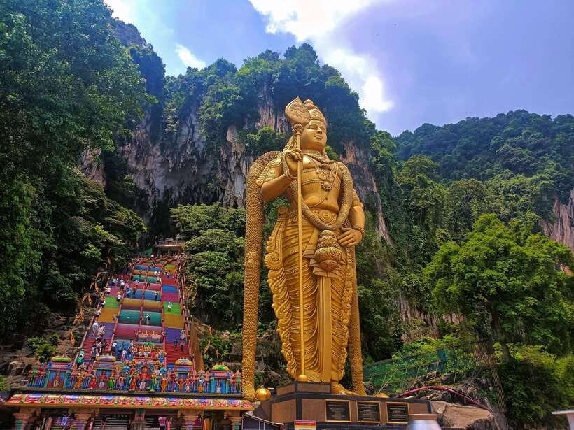 From Kuala Lumpur: Private Batu Caves Cultural Tour - Ramayana Caves and the Suyambu Lingam