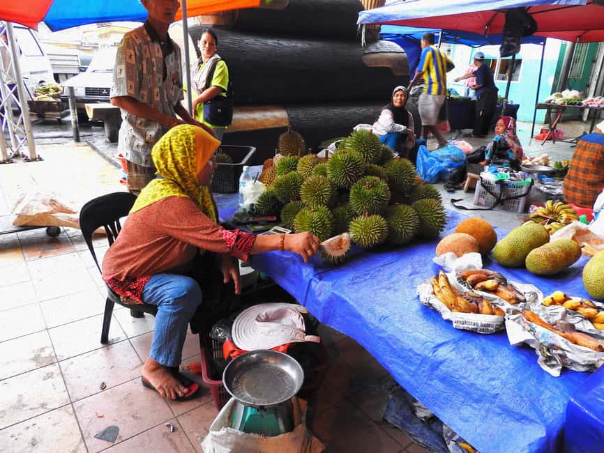 From Sandakan: 7 Unmissable Local Stops Private Tour - A stilt-house community over the water
