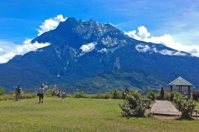 Full Day JomTour! Memorable Experience in Kota Kinabalu, Sabah - Starting at Rumah Terbalik in Tamparuli