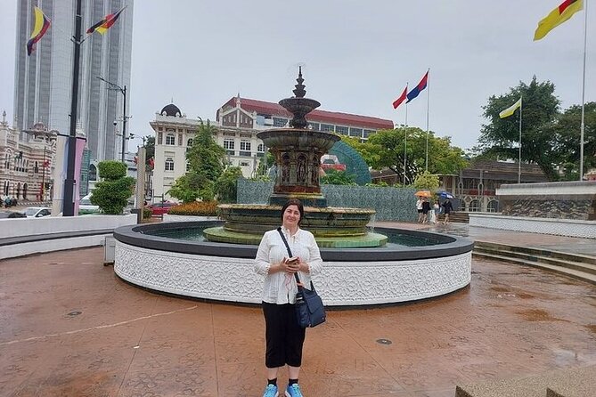 Full Day Kuala Lumpur City Tour with Petronas Twin Tower Tickets - Merdeka Square and Kuala Lumpur’s colonial center