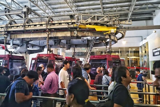 Genting Highland and Batu Caves Day Tour (SIC/Shared Tour) - The vehicle, guide, and shared-tour rhythm