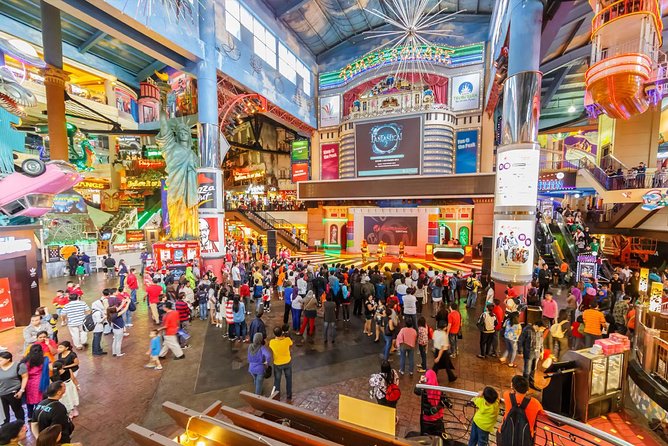 Genting Highland Full-day Trip With Cable Car Tickets - First World Plaza: bright, busy, and easy to lose track of time