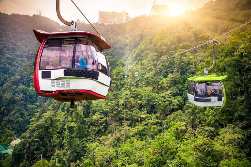 Genting Highland: Private Day Trip from Kuala Lumpur - One hour at Batu Caves