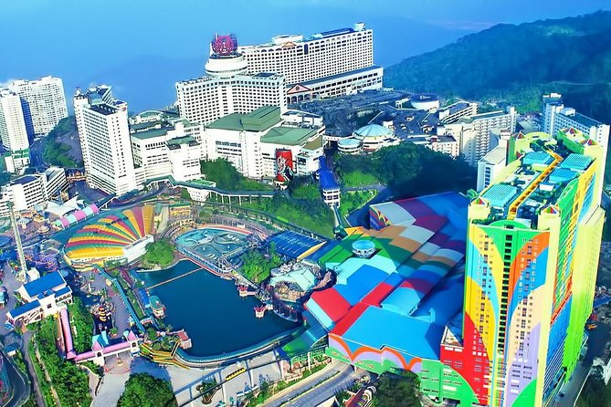 Genting Highlands & Batu Caves Day Tour + Chin Swee Temple - A short stop at Chin Swee Cave Temple