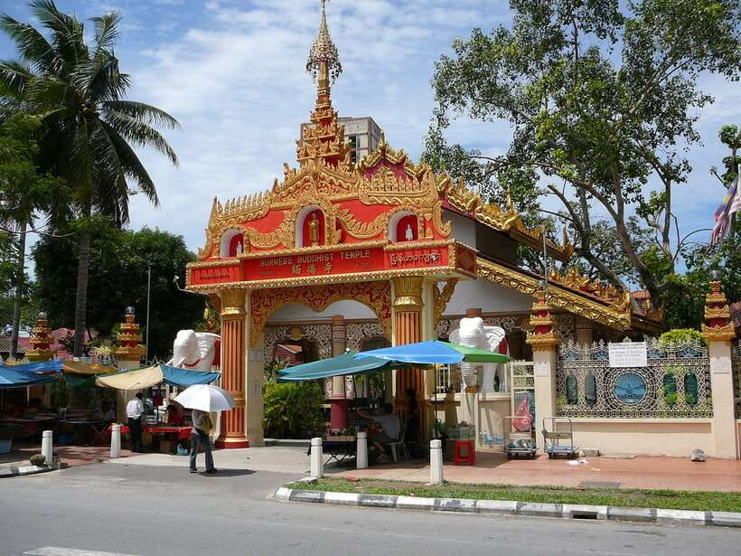 George Town: Private Half-Day Historical City Tour - Why The Burmese Temple May Be The Highlight