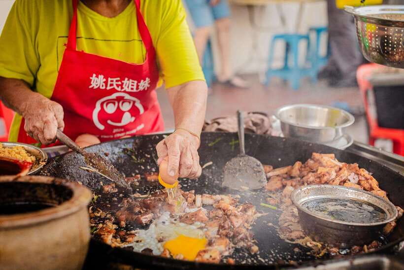 Good Morning Penang Food Tour with 15+ Tastings - Char koay kak and the smoky side of George Town