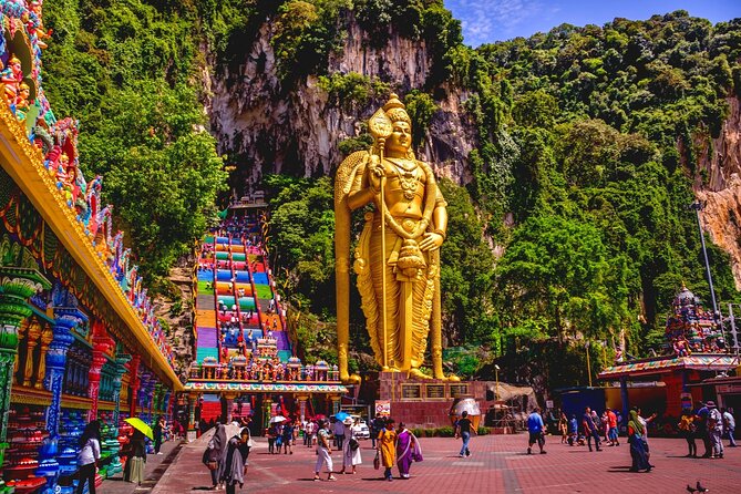 Half Day Batu Caves Group Tour in Kuala Lumpur Including Pickup - Thean Hou Temple and Kuala Lumpur’s Hainanese community
