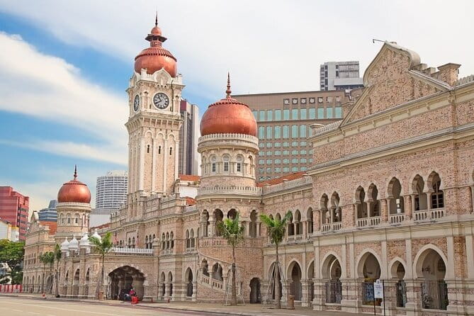 Half Day Cultural Group Tour Experience in Kuala Lumpur - Chinatown and Petaling Street in 30 minutes